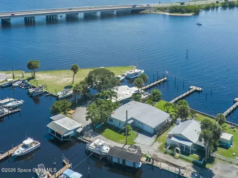 3965 Canal Drive Sebastian FL 32976