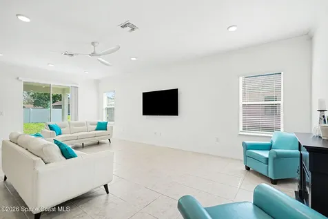 1030 Grapefruit Road SE Palm Bay FL 32909