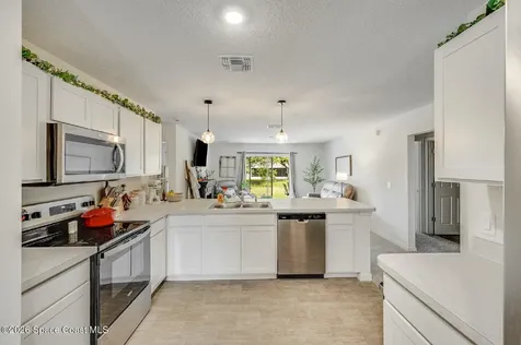 514 Plumbago Road NW Palm Bay FL 32907
