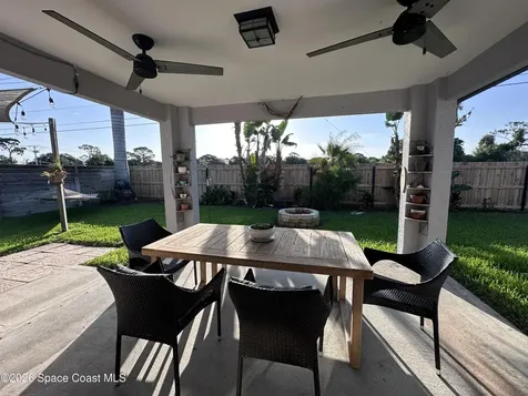 743 Del Mar Circle Melbourne FL 32904