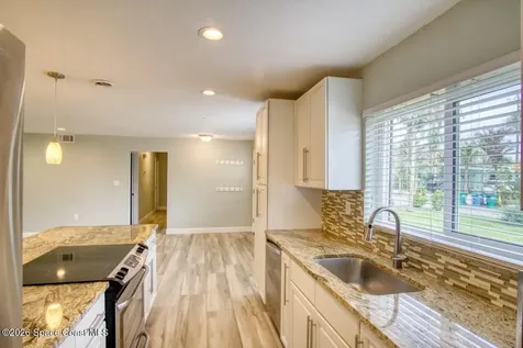 341 W Arlington Street Satellite Beach FL 32937