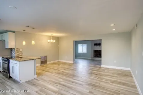 341 W Arlington Street Satellite Beach FL 32937