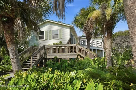 53 Vip Island Grant-valkaria FL 32949