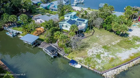 53 Vip Island Grant-valkaria FL 32949