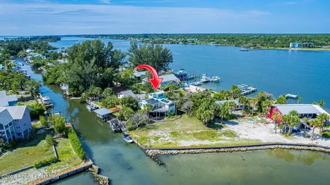 53 Vip Island Grant-valkaria FL 32949