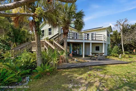 53 Vip Island Grant-valkaria FL 32949