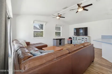 53 Vip Island Grant-valkaria FL 32949