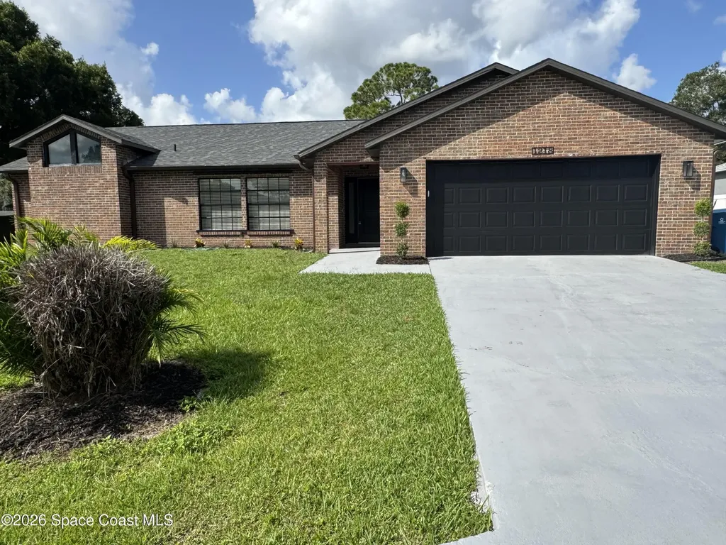1218 Thallar Lane NW Palm Bay FL 32907