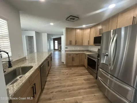 1218 Thallar Lane NW Palm Bay FL 32907