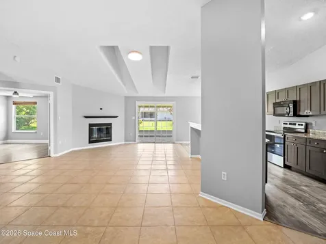 648 Munich Street NW Palm Bay FL 32907