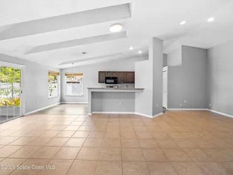 648 Munich Street NW Palm Bay FL 32907