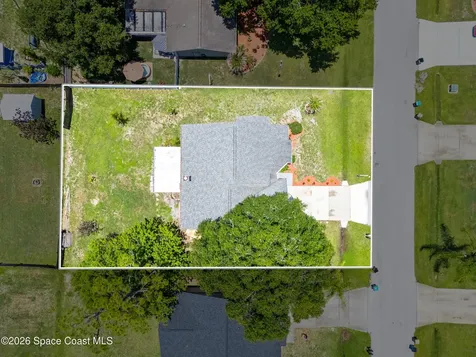 648 Munich Street NW Palm Bay FL 32907