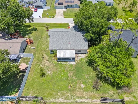 648 Munich Street NW Palm Bay FL 32907