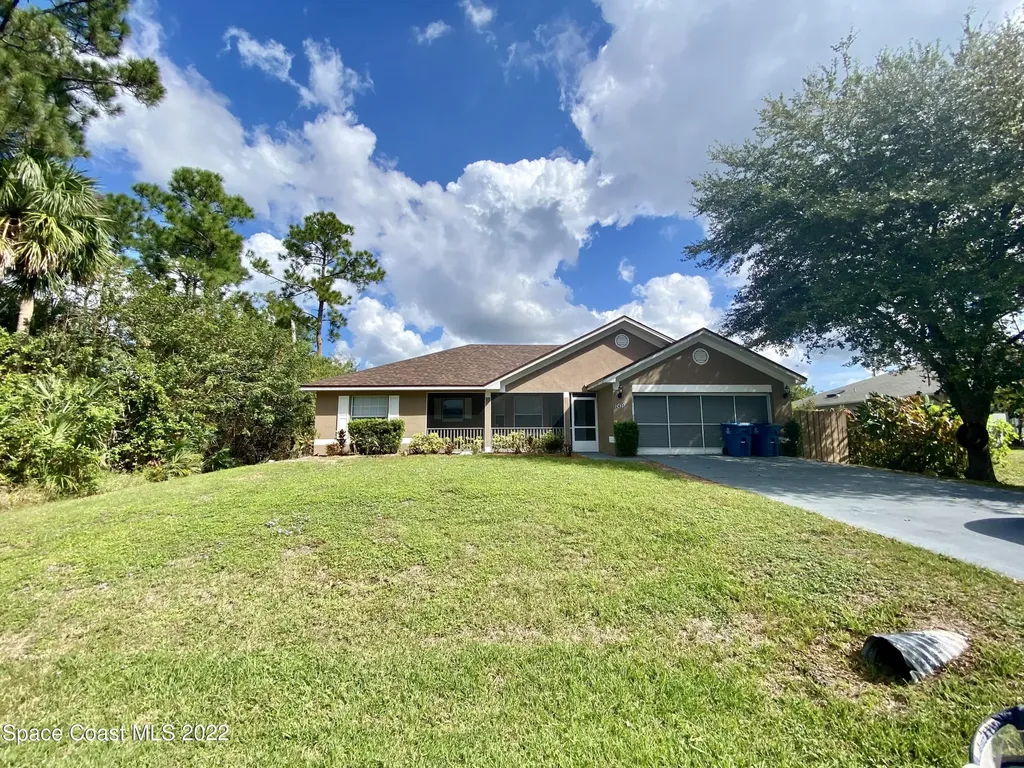 2435 Palisades Drive SE Palm Bay FL 32909