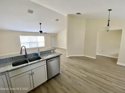 2435 Palisades Drive SE Palm Bay FL 32909
