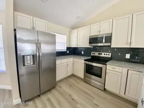 2435 Palisades Drive SE Palm Bay FL 32909