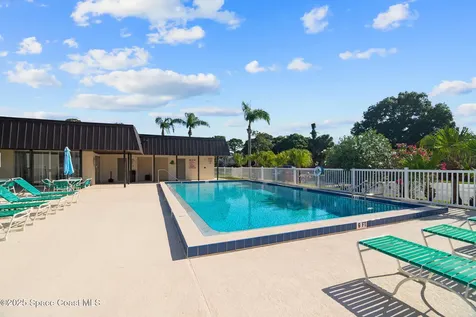 627 Ridge Club Drive Melbourne FL 32934