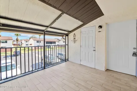 627 Ridge Club Drive Melbourne FL 32934