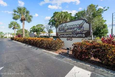 627 Ridge Club Drive Melbourne FL 32934