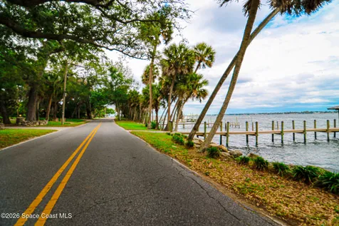 44 Barton Avenue Rockledge FL 32955