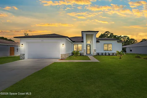 1356 Walthan Street SE Palm Bay FL 32909