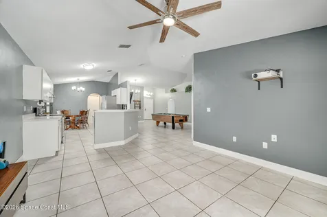 1664 Vista Lake Circle Melbourne FL 32904