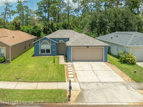 1664 Vista Lake Circle Melbourne FL 32904
