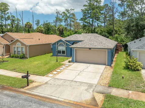1664 Vista Lake Circle Melbourne FL 32904