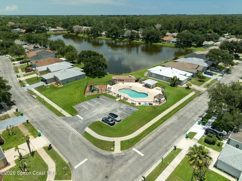 1664 Vista Lake Circle Melbourne FL 32904