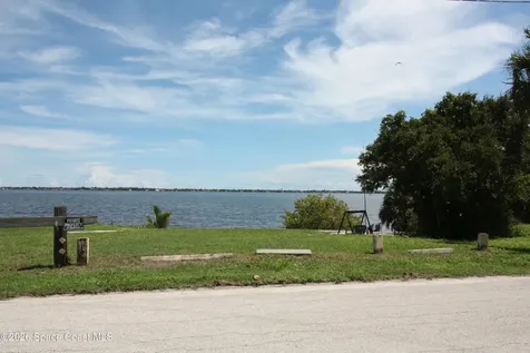 2910 Riverview Drive Melbourne FL 32901