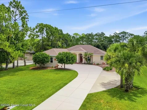 3095 Fawn Lake Boulevard Mims FL 32754