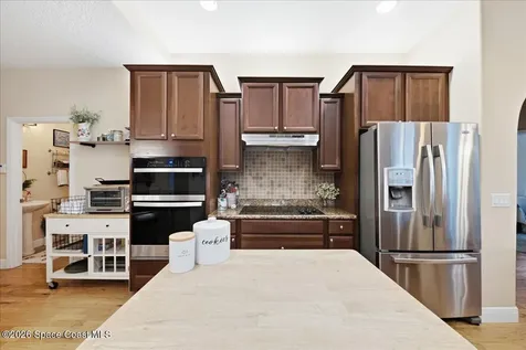 3095 Fawn Lake Boulevard Mims FL 32754