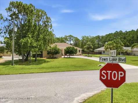 3095 Fawn Lake Boulevard Mims FL 32754