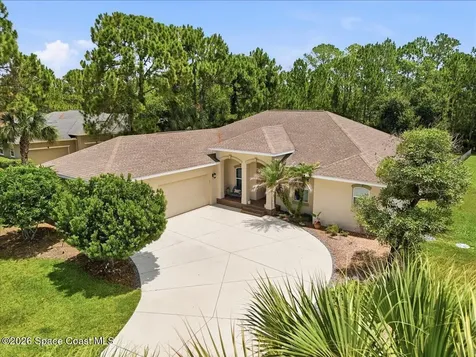 3095 Fawn Lake Boulevard Mims FL 32754