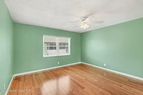 1047 Small Court Indian Harbour Beach FL 32937