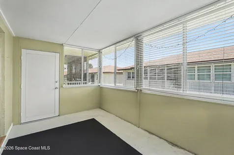 1047 Small Court Indian Harbour Beach FL 32937