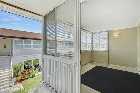 1047 Small Court Indian Harbour Beach FL 32937