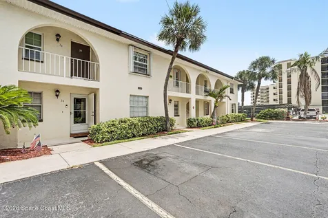 1047 Small Court Indian Harbour Beach FL 32937
