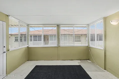 1047 Small Court Indian Harbour Beach FL 32937