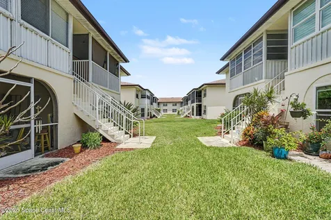 1047 Small Court Indian Harbour Beach FL 32937