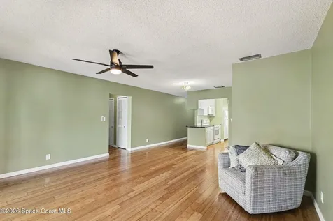 1047 Small Court Indian Harbour Beach FL 32937