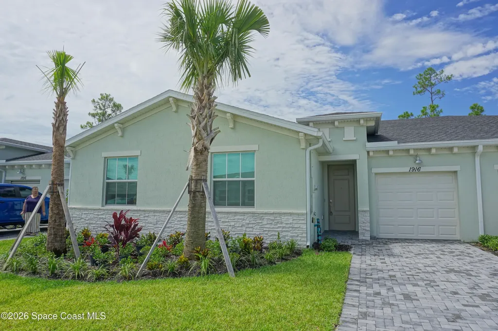 1916 Cerulean Drive NW Palm Bay FL 32907