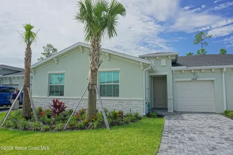 1916 Cerulean Drive NW Palm Bay FL 32907