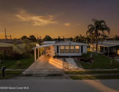 1724 Mango Street NE Palm Bay FL 32905