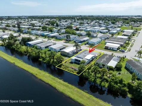 1724 Mango Street NE Palm Bay FL 32905