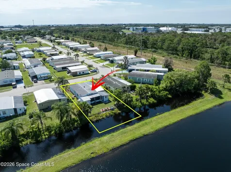 1724 Mango Street NE Palm Bay FL 32905