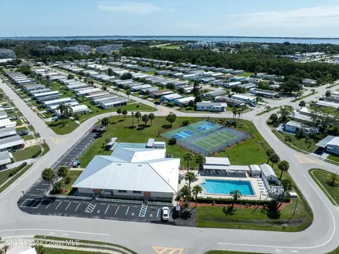 1724 Mango Street NE Palm Bay FL 32905