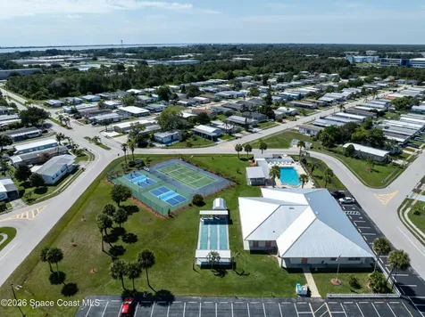 1724 Mango Street NE Palm Bay FL 32905