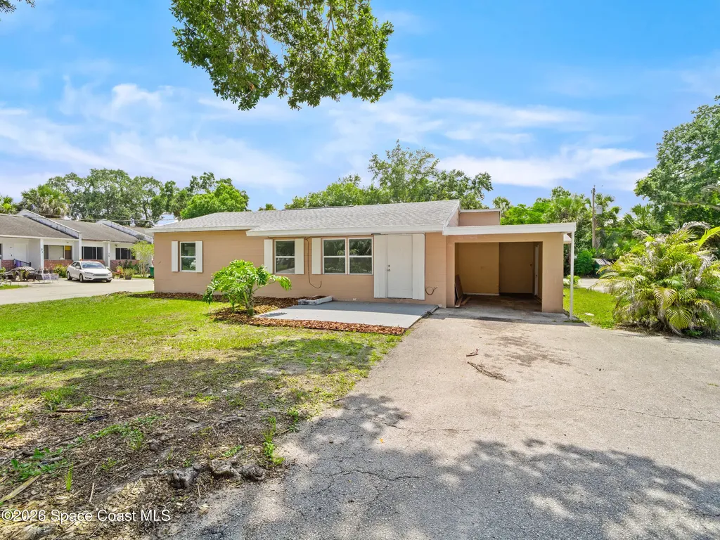 87 NW Irwin Avenue West Melbourne FL 32904