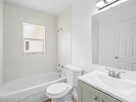 87 NW Irwin Avenue West Melbourne FL 32904